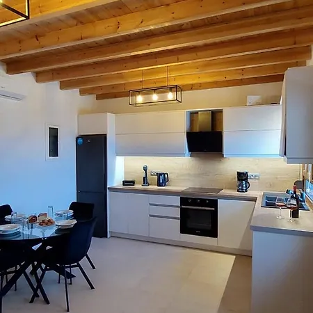 Natural View Moutsoúna